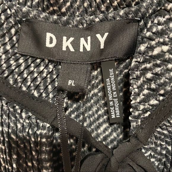 NWT DKNY Pleated Tie-Neck Top LP black and ivory - Picture 8 of 8